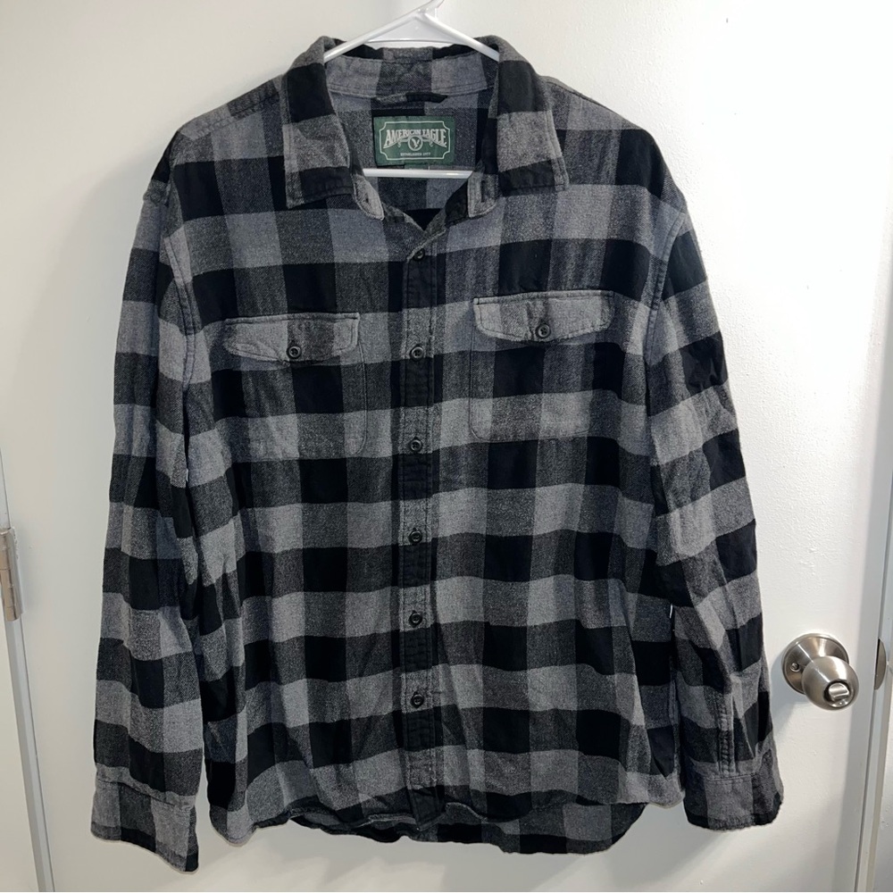 American Eagle Grey & Black Flannel